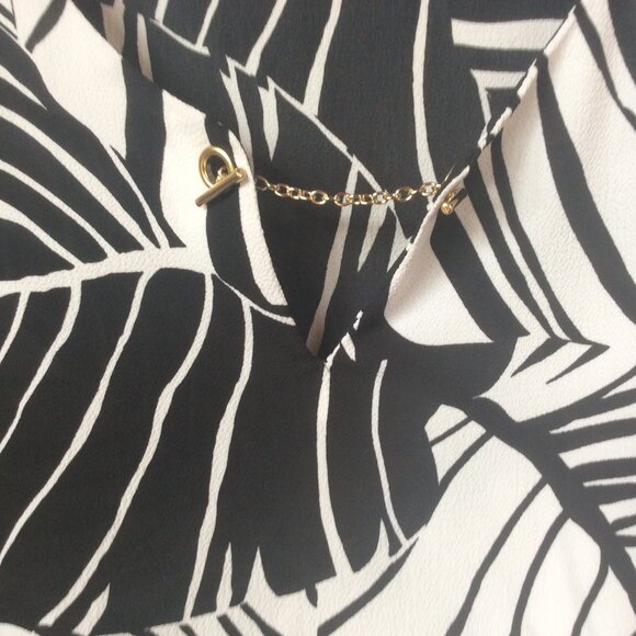 Catherines Black Label Zebra Print with Fuchsia Stripes Flowy Top Size 1X - Picture 2 of 6